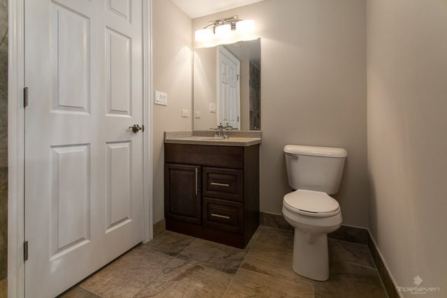 4851 S Linder Ave, Chicago, IL 60638 photo 19