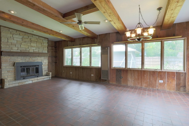 911 W Roosevelt Rd, Wheaton, IL 60187 photo 12