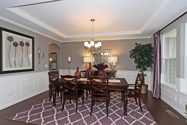 3652 Ancient Oak Dr, Elgin, IL 60124 photo 2