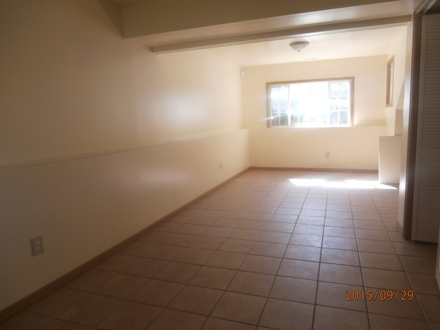 596 Moore St, Kankakee, IL 60901 photo 14