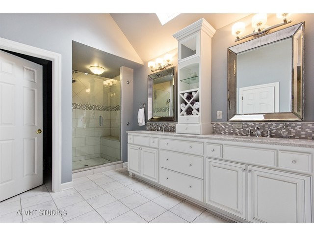 4408 Esquire Cir, Naperville, IL 60564 photo 14