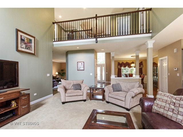 4408 Esquire Cir, Naperville, IL 60564 photo 9
