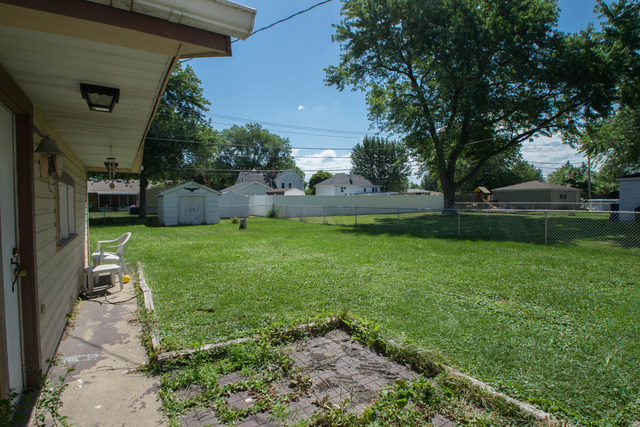 7533 Thomas Ave, Bridgeview, IL 60455 photo 24