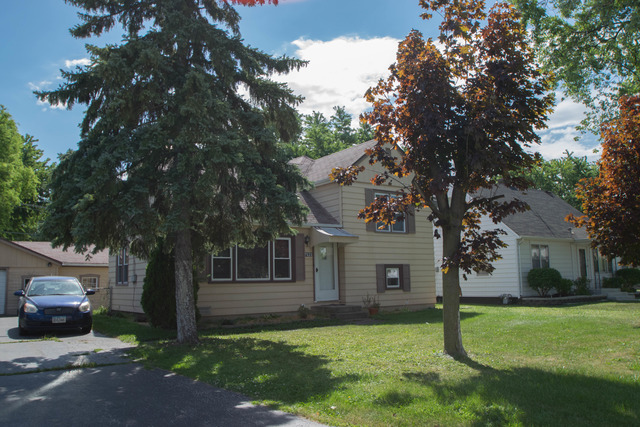7533 Thomas Ave, Bridgeview, IL 60455 photo 3