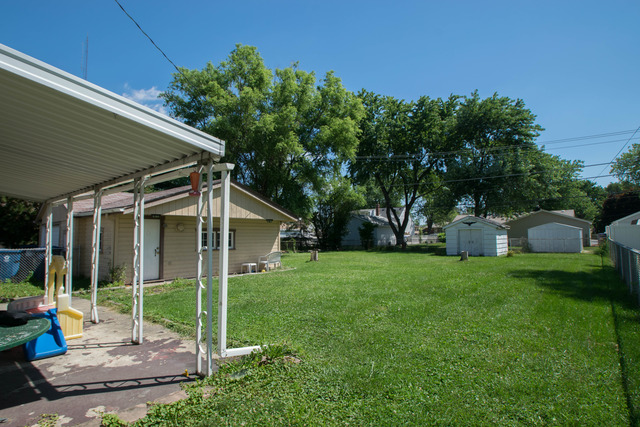 7533 Thomas Ave, Bridgeview, IL 60455 photo 25