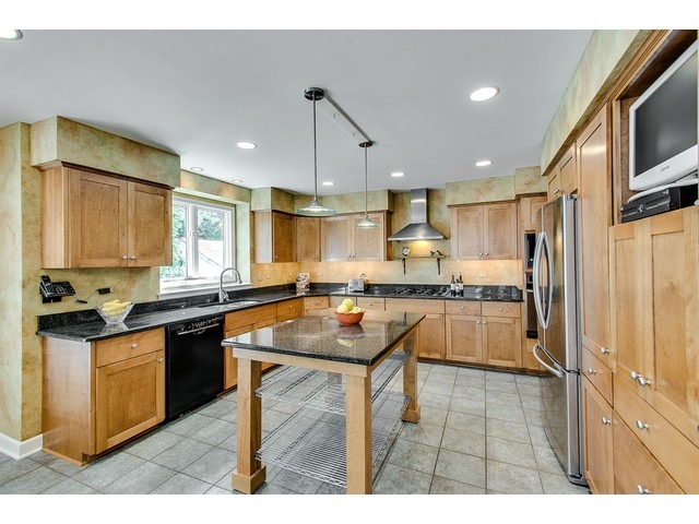 2025 Stoddard Ave, Wheaton, IL 60187 photo 7