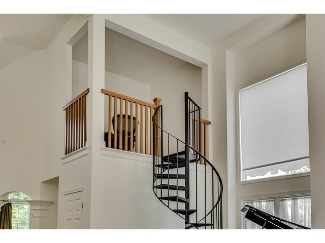 2025 Stoddard Ave, Wheaton, IL 60187 photo 18