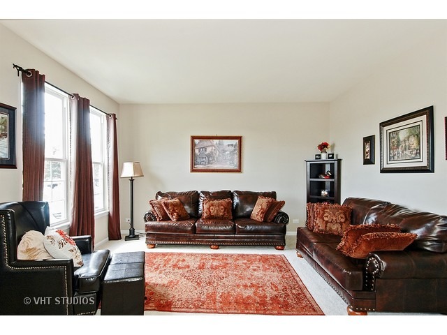3300 Lafayette St, Elgin, IL 60124 photo 3