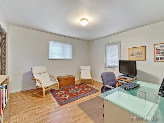 623 Webster Ave, Wheaton, IL 60187 photo 14