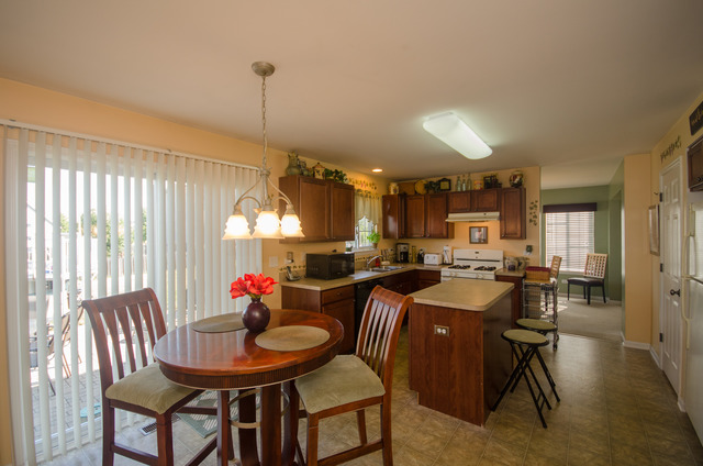 829 Grant Dr, Minooka, IL 60447 photo 7