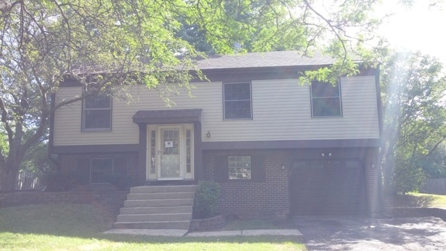 805 Grant St, Bartlett, IL 60103 photo 1