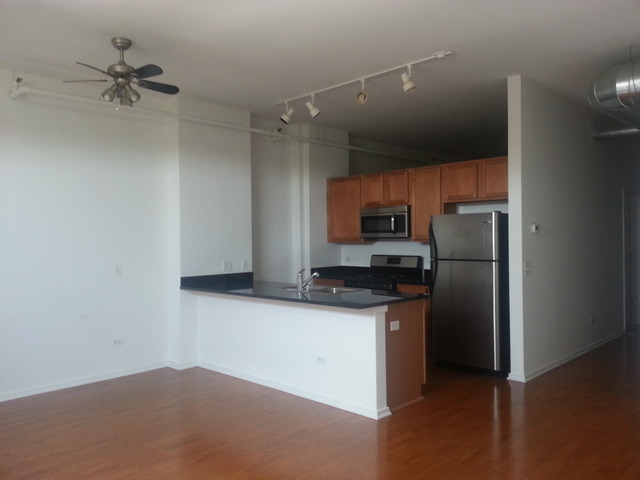 2323 W Pershing Rd #607, Chicago, IL 60609 photo 4