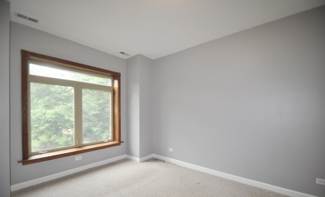 4316 S Berkeley Ave, Chicago, IL 60653 photo 12