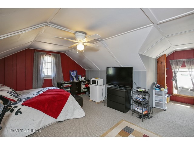 524 Preston Ave, Elgin, IL 60120 photo 5