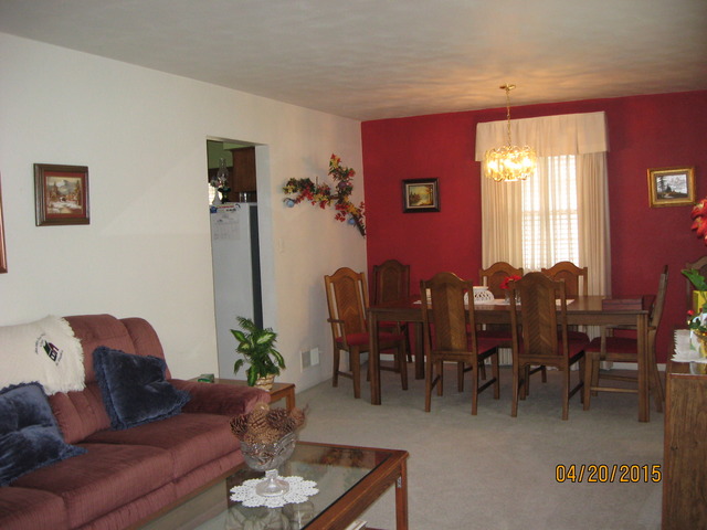 1041 E 8th St, Lockport, IL 60441 photo 3