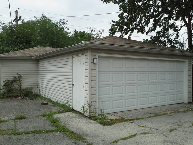 2234 S 20th Ave, Broadview, IL 60155 photo 16