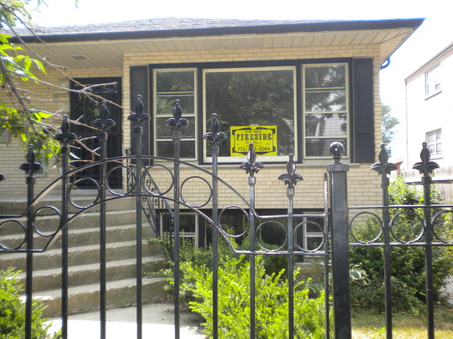 2461 W 45th Pl, Chicago, IL 60632 photo 1