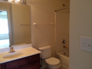 7507 Claridge Dr #b, Bridgeview, IL 60455 photo 9