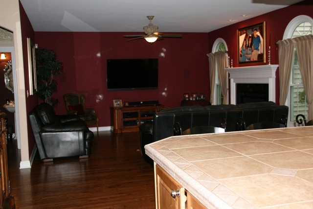 122 W Maple Ave, Roselle, IL 60172 photo 5