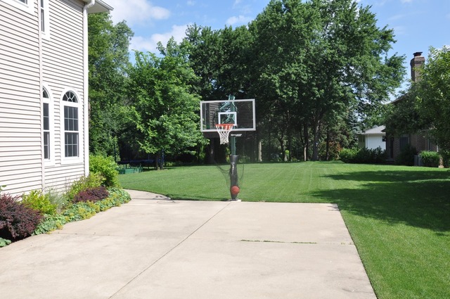 122 W Maple Ave, Roselle, IL 60172 photo 19