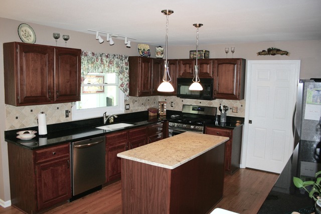 7410 Timber Trl, Mchenry, IL 60050 photo 5