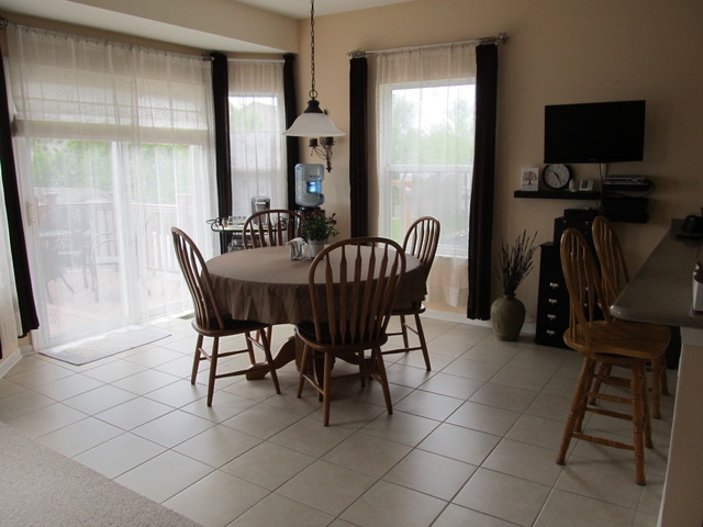 132 Norman Dr, Mchenry, IL 60050 photo 8