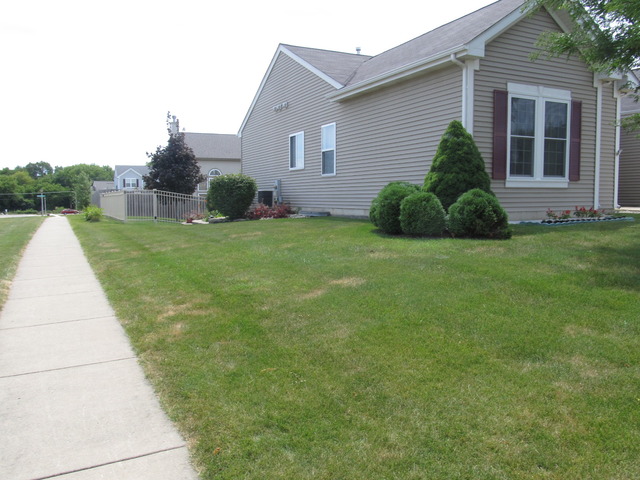132 Norman Dr, Mchenry, IL 60050 photo 25