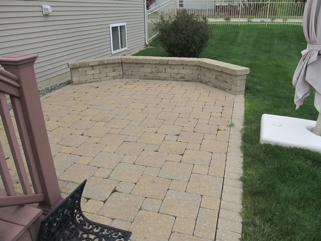 132 Norman Dr, Mchenry, IL 60050 photo 22