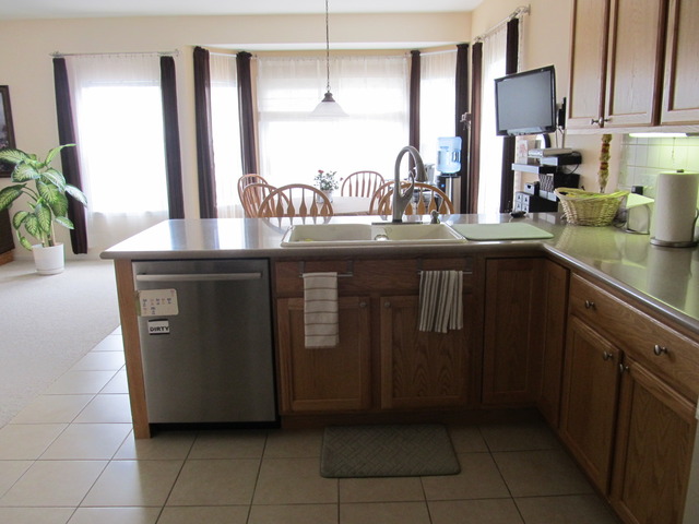 132 Norman Dr, Mchenry, IL 60050 photo 9