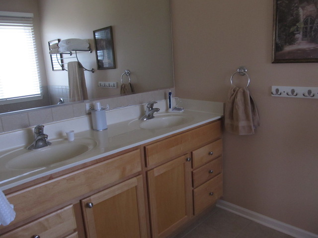 132 Norman Dr, Mchenry, IL 60050 photo 13
