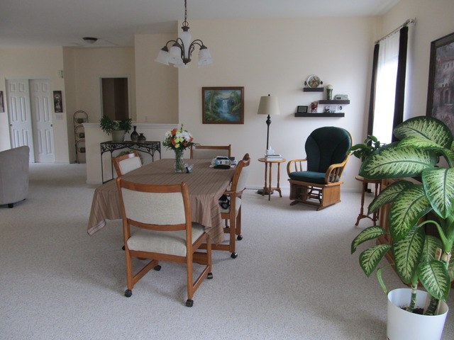 132 Norman Dr, Mchenry, IL 60050 photo 7