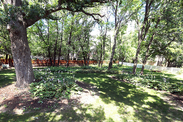 646 Robin Rdg, Elgin, IL 60123 photo 22