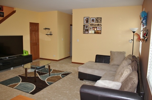 748 Beethoven St, Round Lake, IL 60073 photo 8