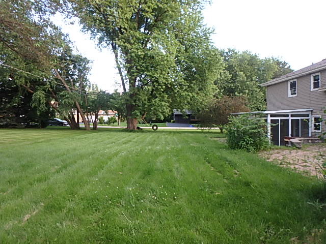 636 Meyer Ct, Aurora, IL 60506 photo 19