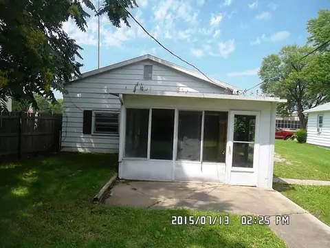1150 Gregg St, Kankakee, IL 60901 photo 2