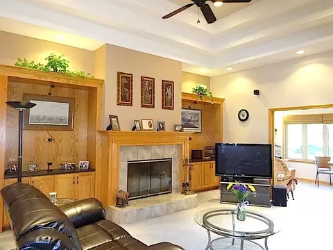12957 Shelly Ln, Plainfield, IL 60585 photo 9
