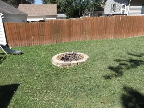 327 E Devlin St, Spring Valley, IL 61362 photo 13