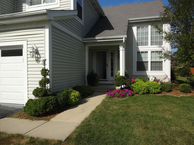1361 Normandy Ln, Bartlett, IL 60103 photo 1