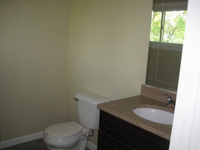 520 W Eureka St, Braidwood, IL 60408 photo 10
