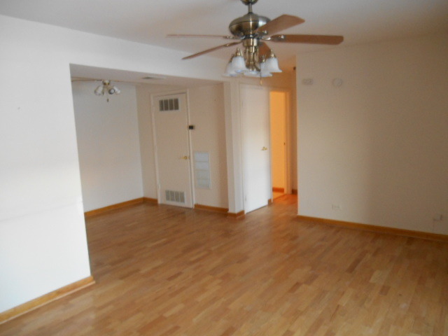 1756 Fayette Walk #d, Hoffman Estates, IL 60169 photo 6