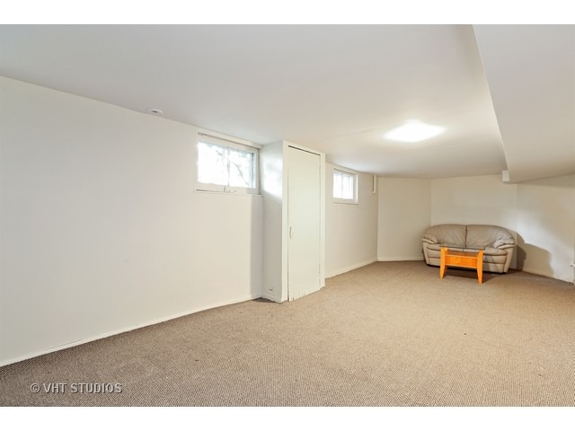 721 N Main St, Wheaton, IL 60187 photo 7