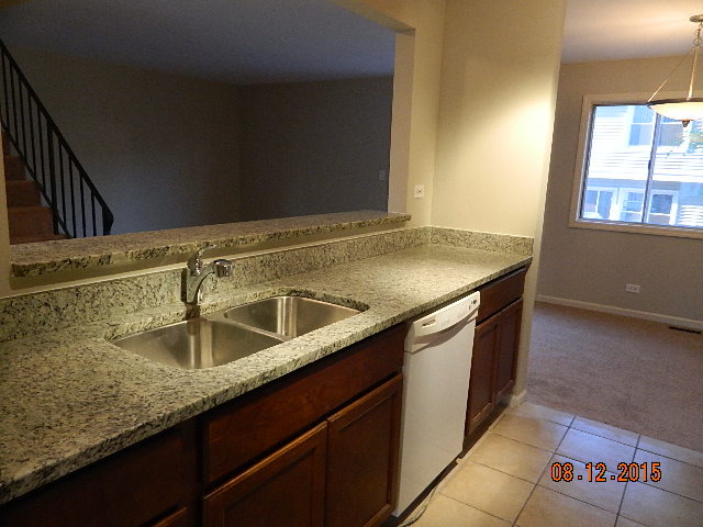 1990 Raleigh Pl, Hoffman Estates, IL 60169 photo 6