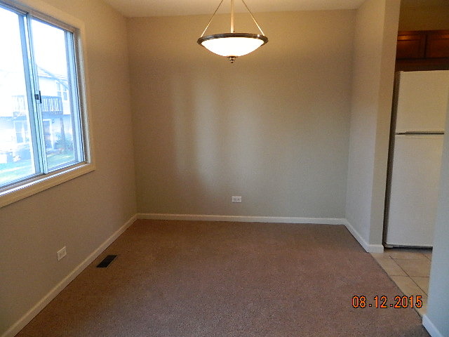 1990 Raleigh Pl, Hoffman Estates, IL 60169 photo 4