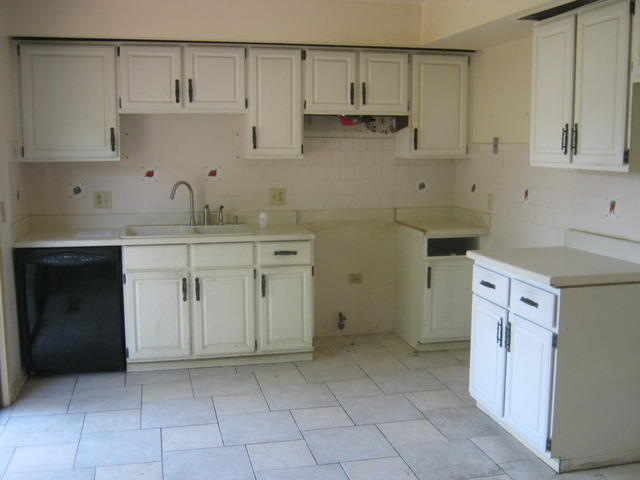 1221 E Lowden Ave, Wheaton, IL 60187 photo 4
