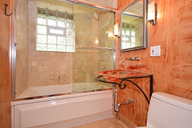 297 E May St, Elmhurst, IL 60126 photo 7