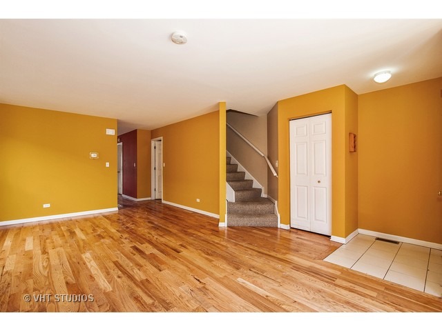 9357 S Avalon Ave, Chicago, IL 60619 photo 3