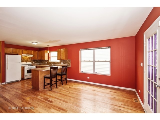 9357 S Avalon Ave, Chicago, IL 60619 photo 5