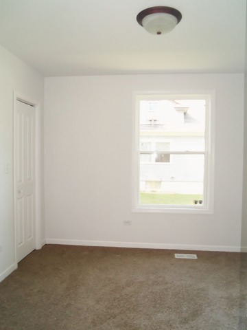 403 N Porter St, Elgin, IL 60120 photo 9