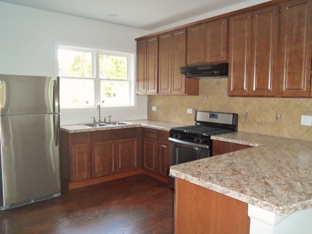 403 N Porter St, Elgin, IL 60120 photo 5