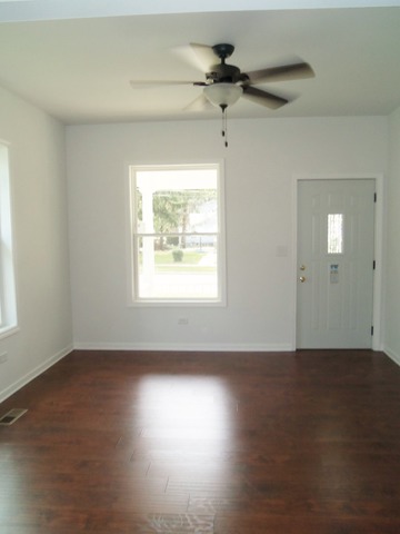 403 N Porter St, Elgin, IL 60120 photo 8